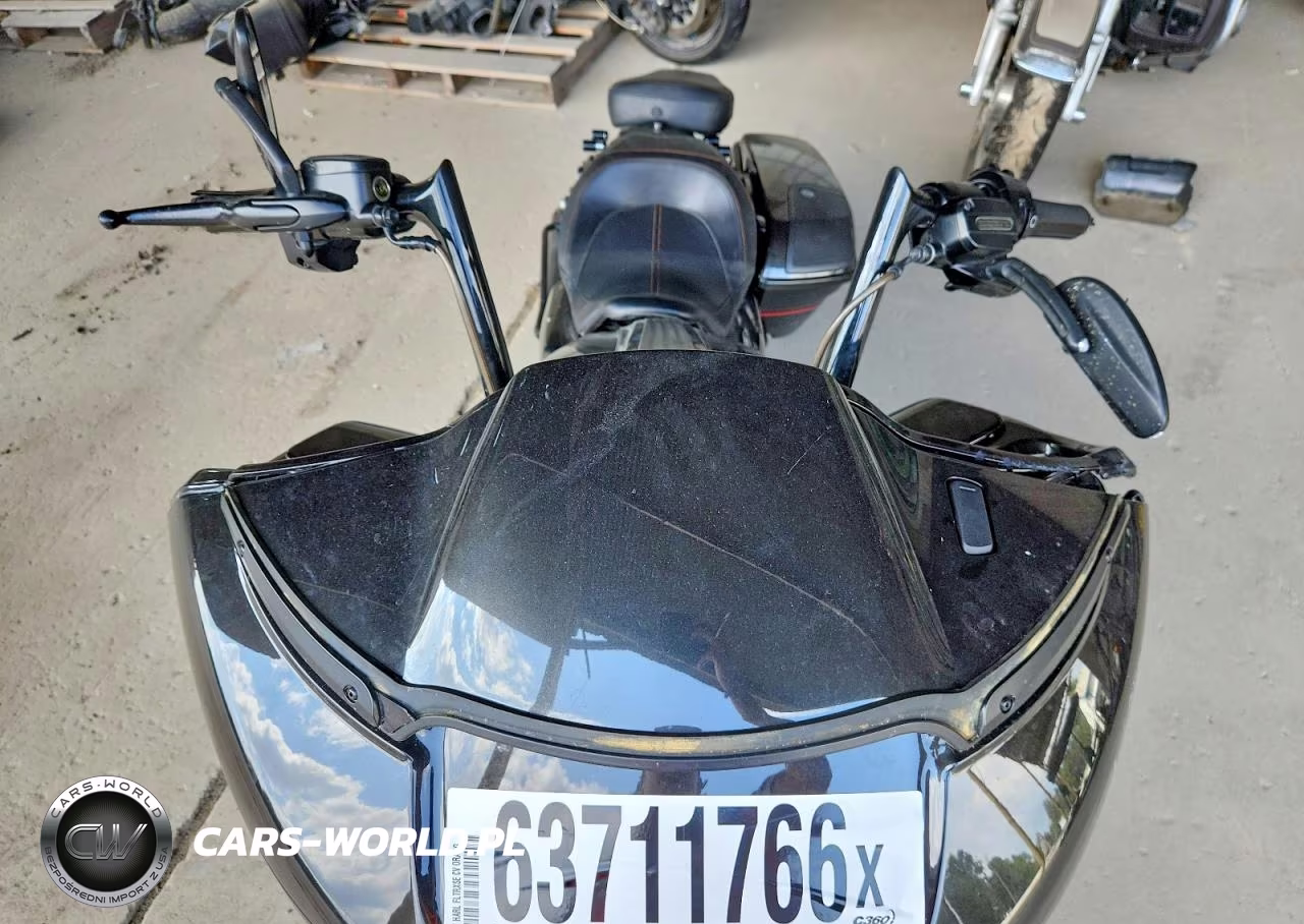 2018 Harley-Davidson Fltrxse Cvo Road Glide VIN:1HD1TCL14JB958662 - 5