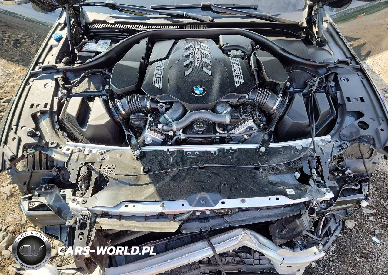 2024 BMW M850Xi VIN:WBAGV8C00RCN84970 - 11
