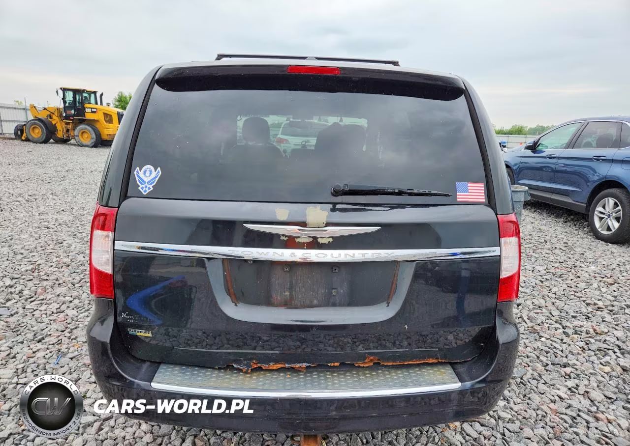 2014 Chrysler Town & Country Touring VIN:2C4RC1BG5ER434376 - 6