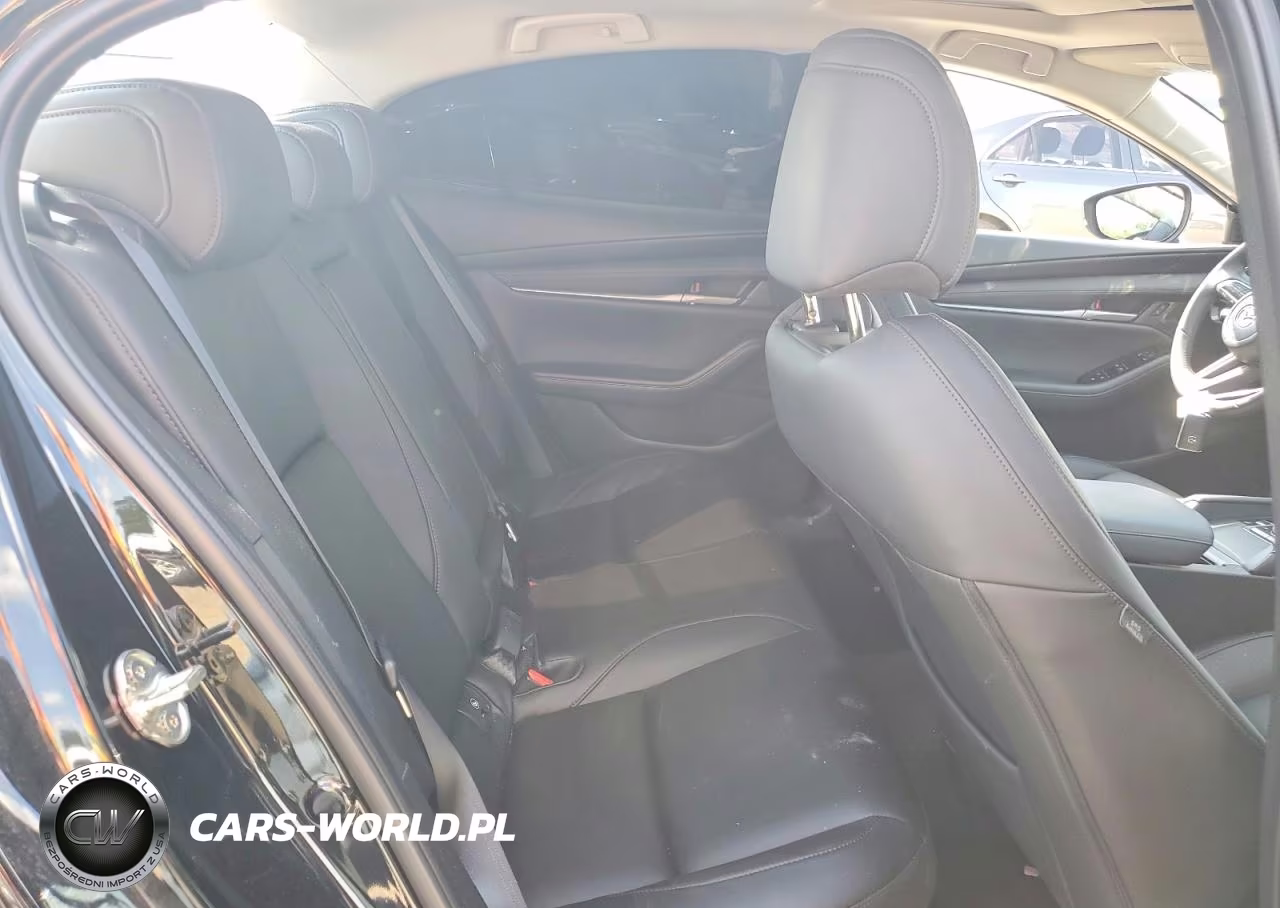 2026 Mazda 3 Preferred VIN:JM1BPACL8T1866897 - 10
