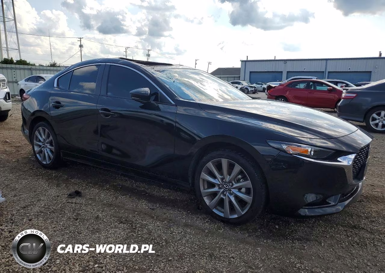 2026 Mazda 3 Preferred VIN:JM1BPACL8T1866897 - 4