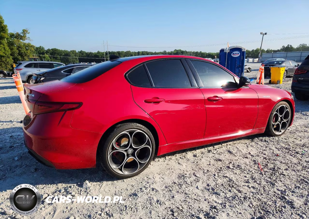 2022 Alfa Romeo Giulia Super VIN:ZARFAMBN7N7664565 - 3