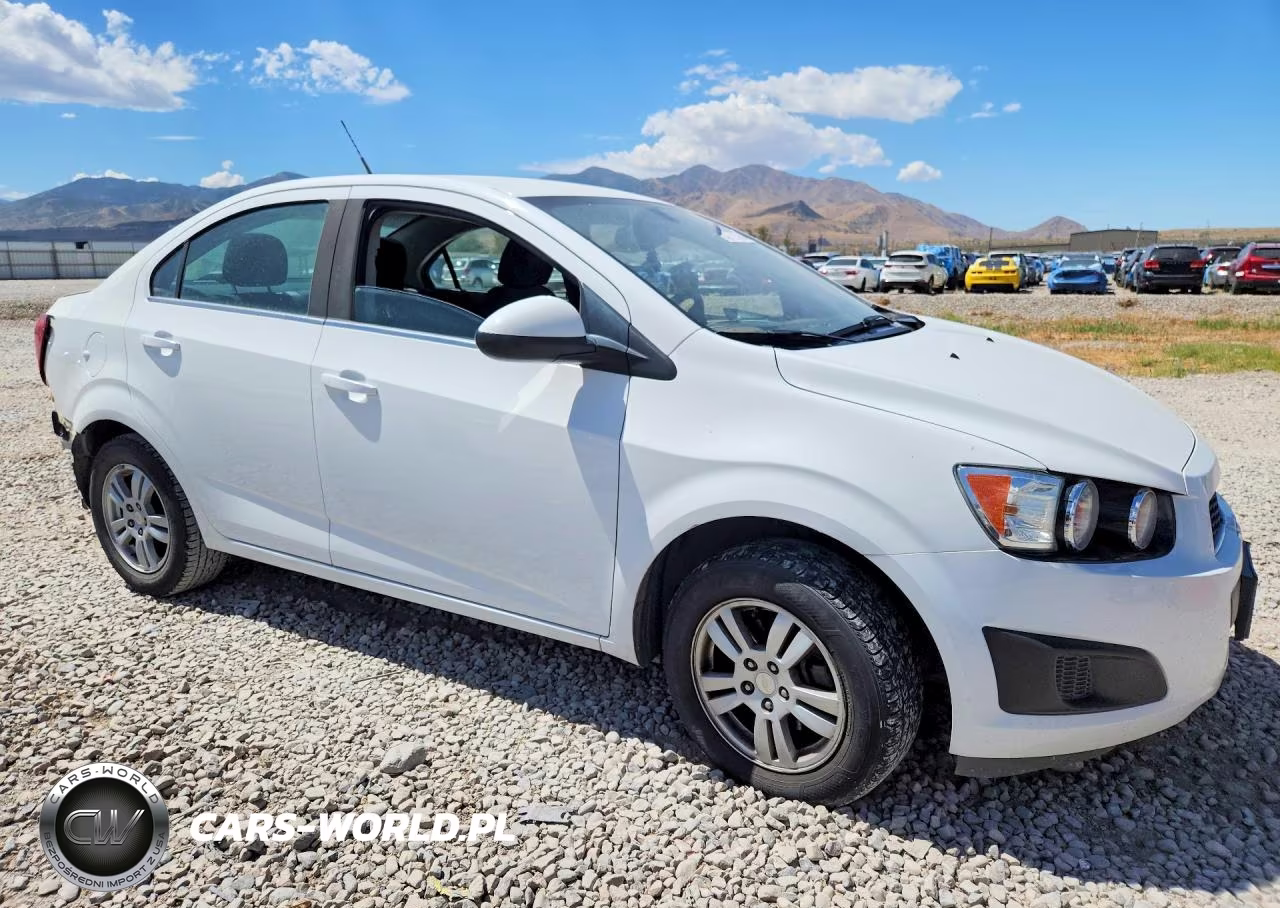 2014 Chevrolet Sonic Lt VIN:1G1JC5SG0E4103138 - 4
