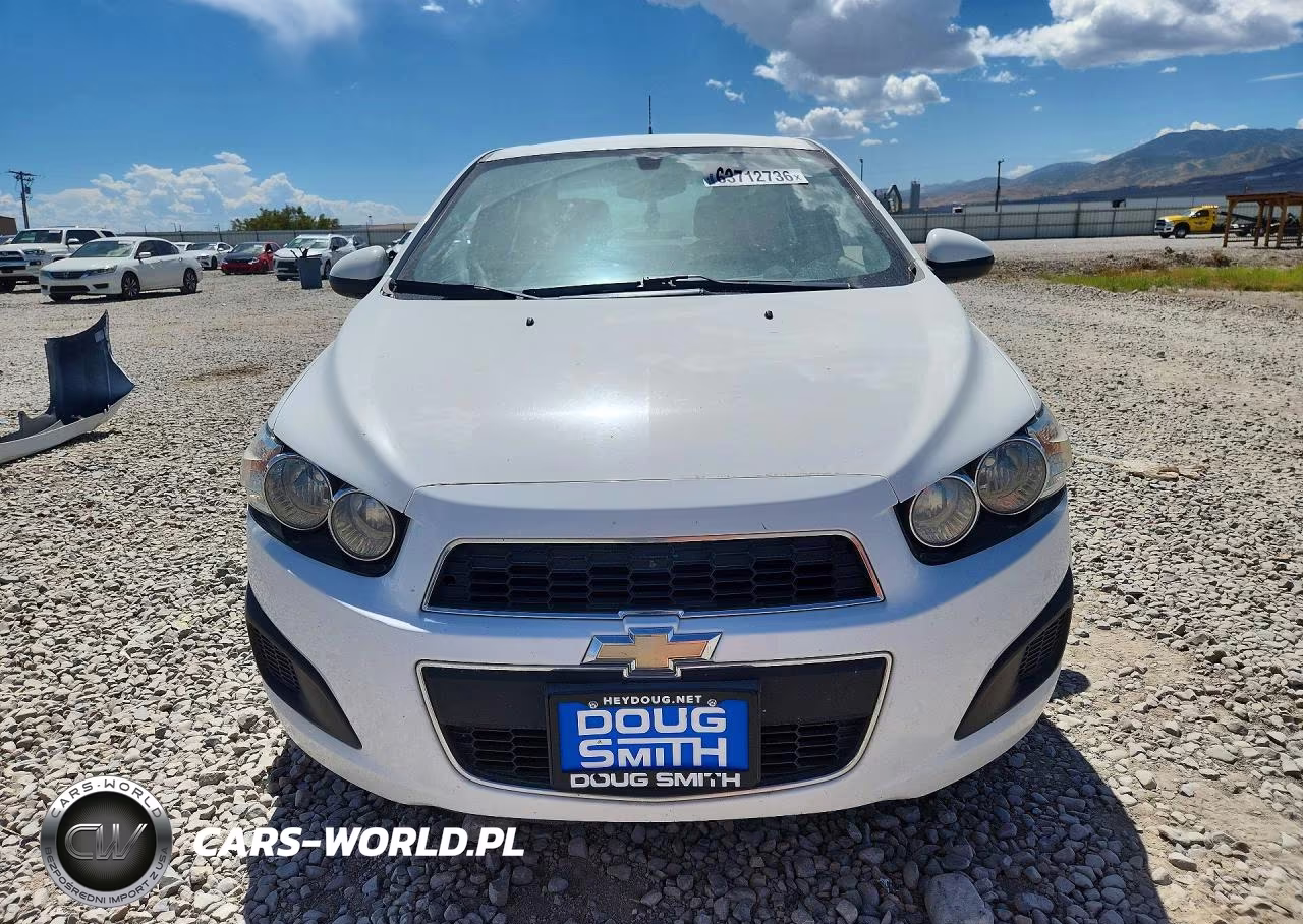 2014 Chevrolet Sonic Lt VIN:1G1JC5SG0E4103138 - 5