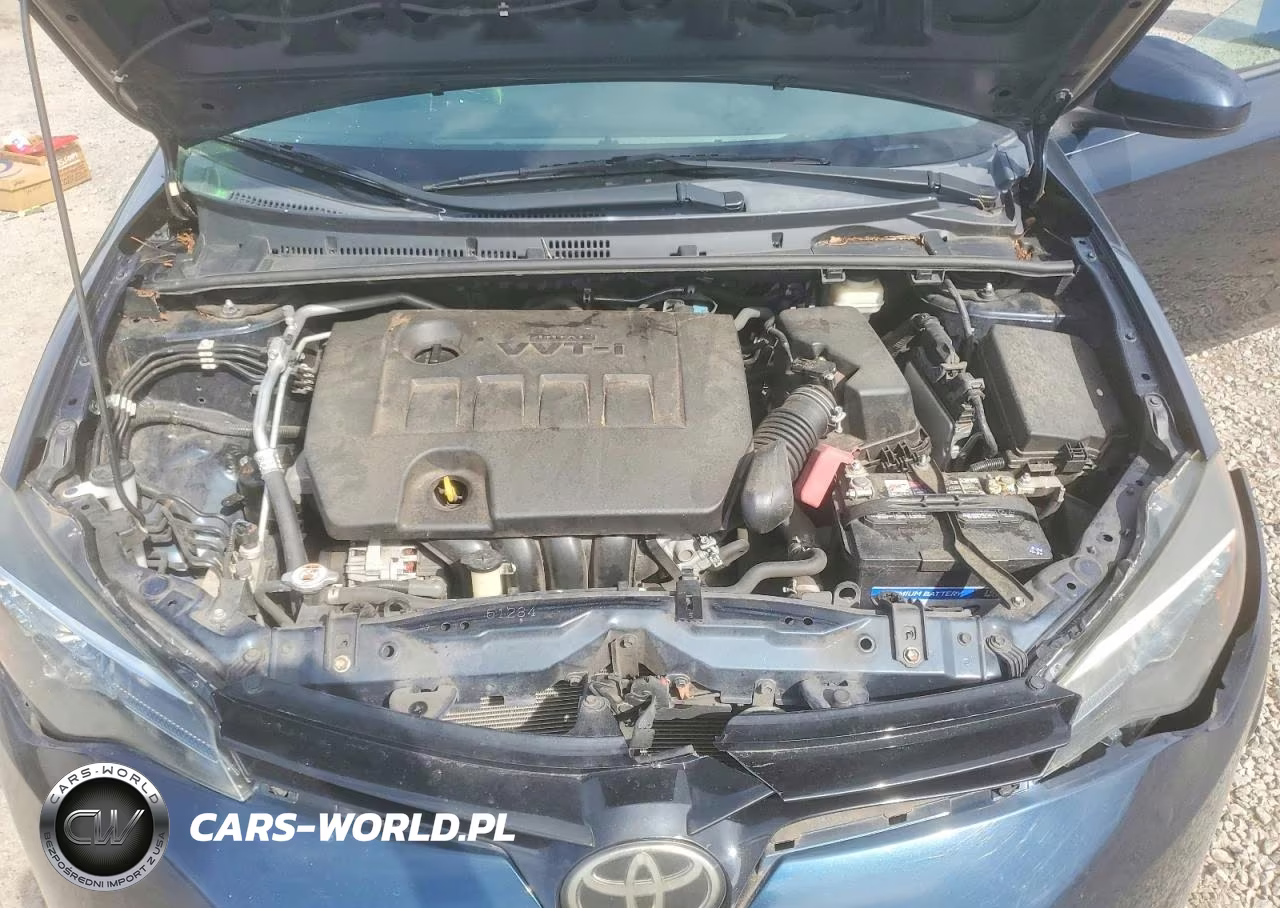 2018 Toyota Corolla Le VIN:2T1BURHE5JC073101 - 11