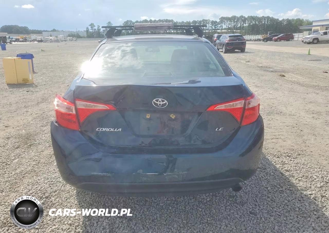 2018 Toyota Corolla Le VIN:2T1BURHE5JC073101 - 6