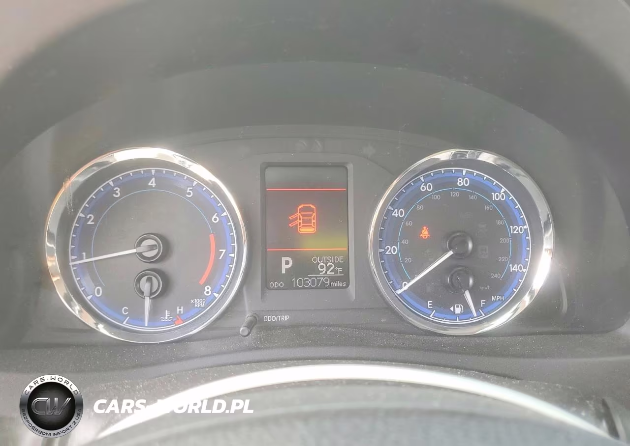 2018 Toyota Corolla Le VIN:2T1BURHE5JC073101 - 9