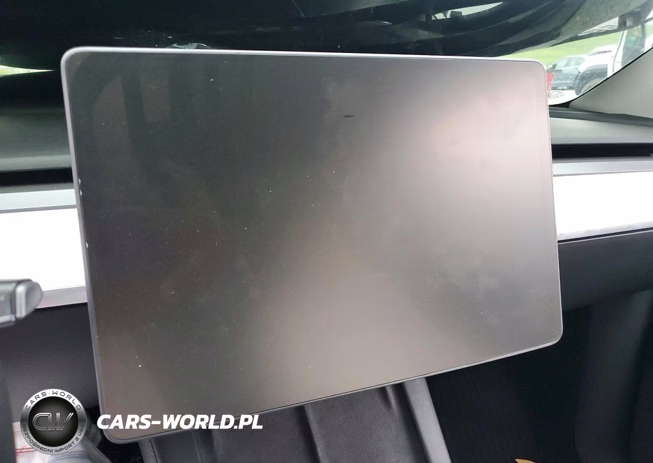 2021 Tesla Model Y VIN:5YJYGAEEXMF202263 - 9