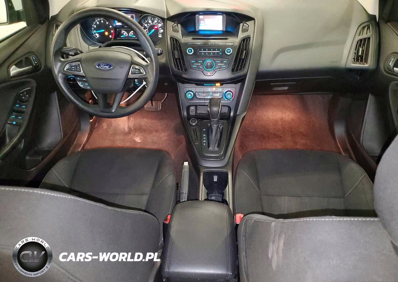 2017 Ford Focus Se VIN:1FADP3K27HL215212 - 8