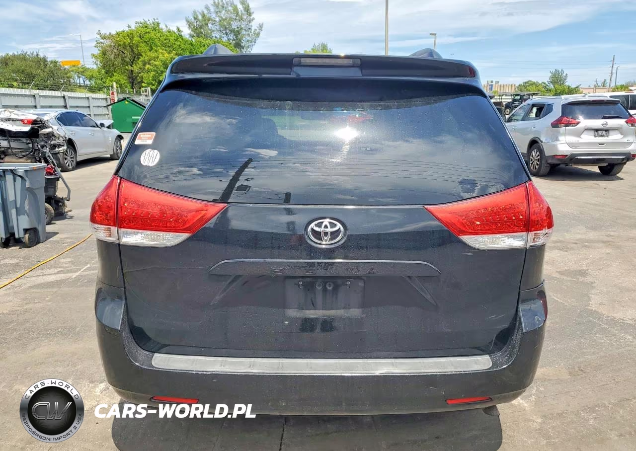 2014 Toyota Sienna Le VIN:5TDKK3DC3ES473999 - 6