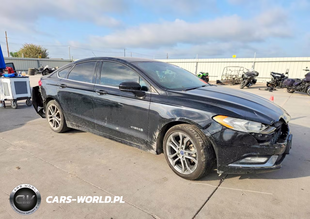 2017 Ford Fusion Se Hybrid VIN:3FA6P0LU8HR400149 - 4