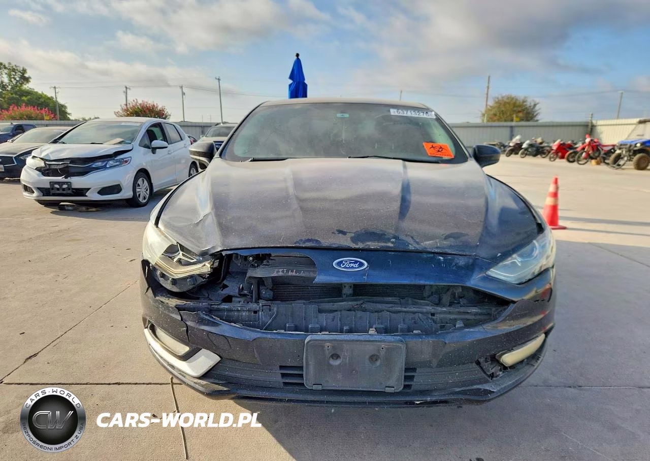 2017 Ford Fusion Se Hybrid VIN:3FA6P0LU8HR400149 - 5