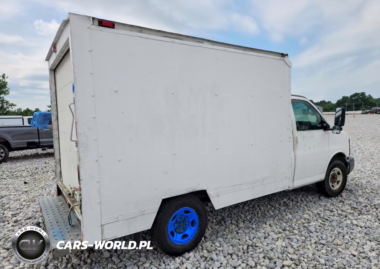 2014 GMC Savana Box Truck VIN:1GDY72CA5E1908911 - 3