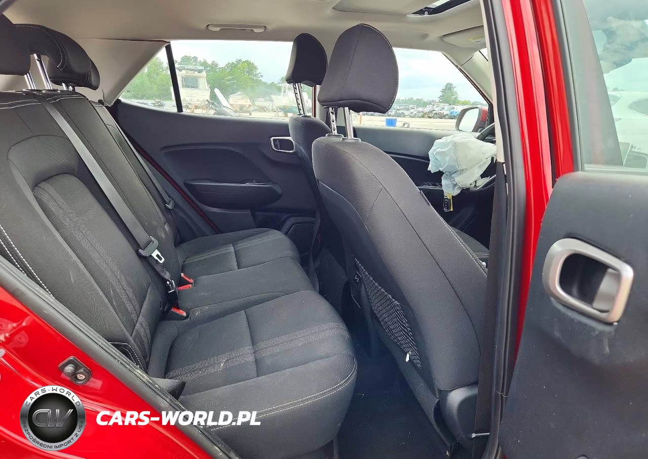 2026 Hyundai Venue Sel VIN:KMHRC8A33TU427378 - 11