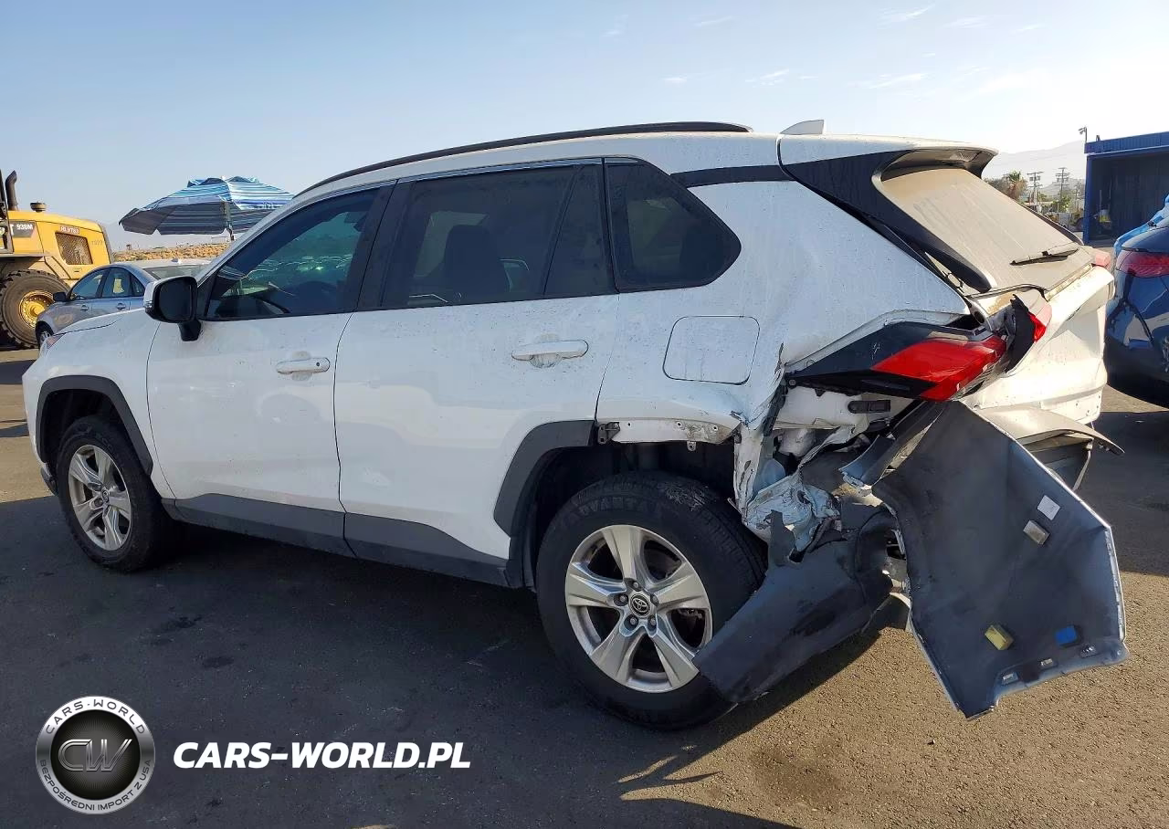2021 Toyota Rav4 Xle VIN:2T3P1RFV0MW173277 - 2