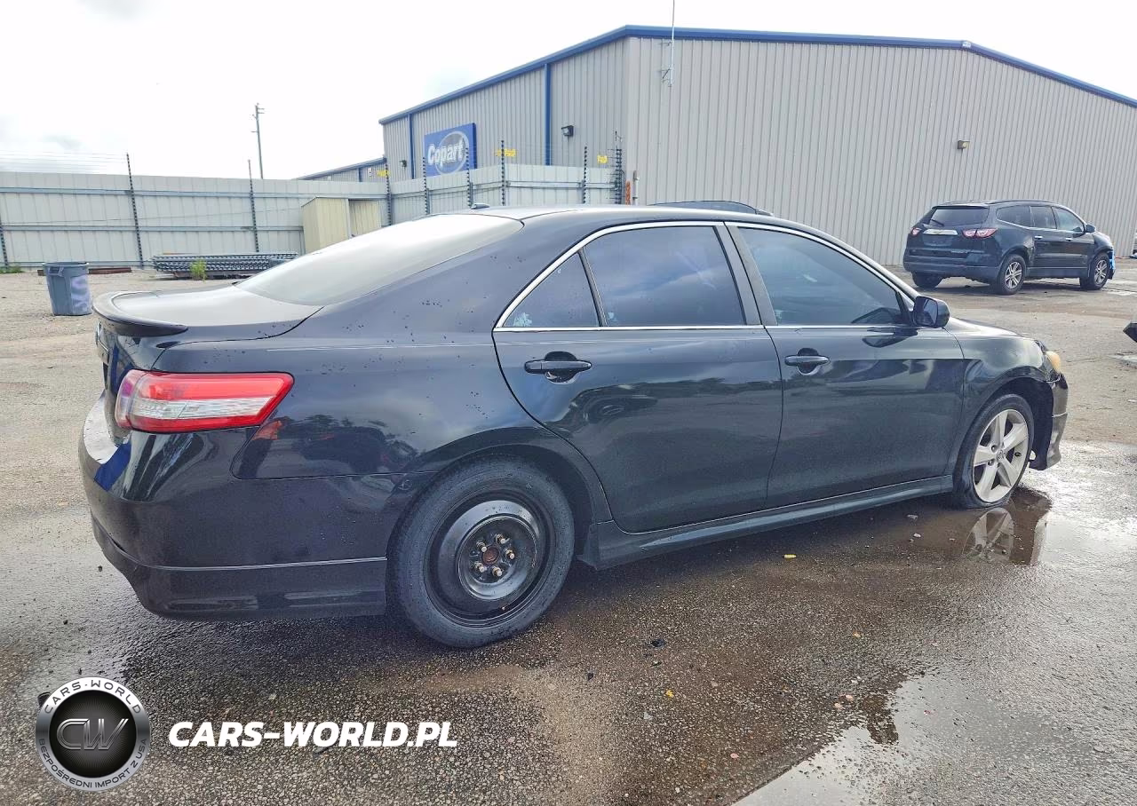 2010 Toyota Camry Se VIN:4T1BF3EK4AU061618 - 3