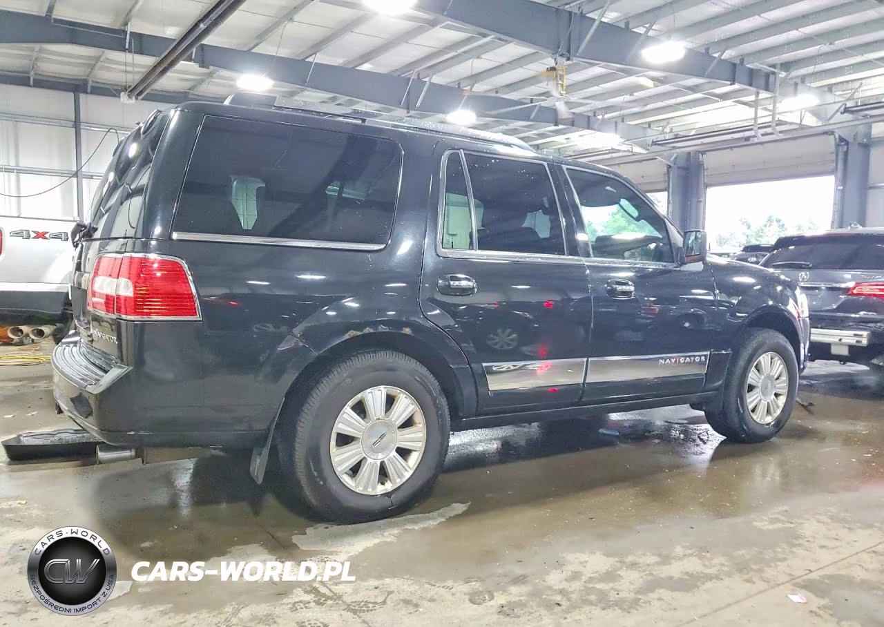 2014 Lincoln Navigator VIN:5LMJJ2J59EEL02591 - 3