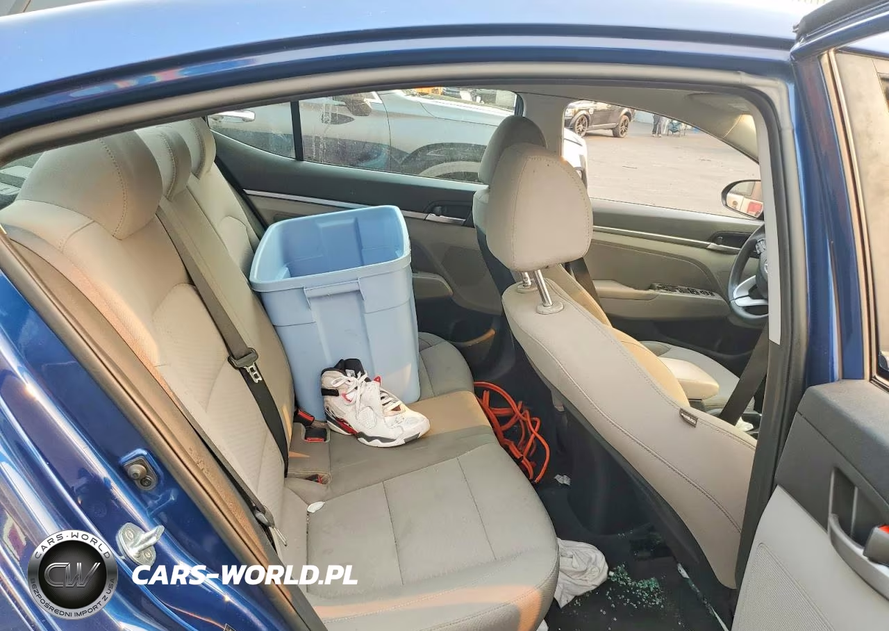 2020 Hyundai Elantra Sel VIN:5NPD84LF9LH542531 - 10