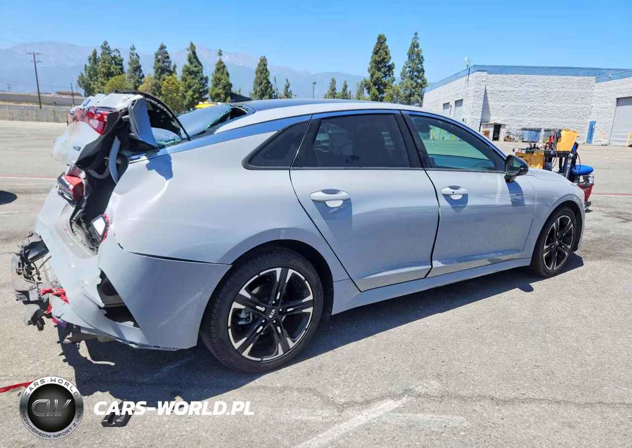2021 Kia K5 Gt Line VIN:5XXG64J29MG060545 - 3
