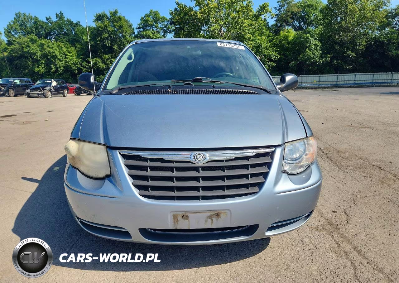 2006 Chrysler Town & Country Lx VIN:1A4GP44R16B568095 - 5