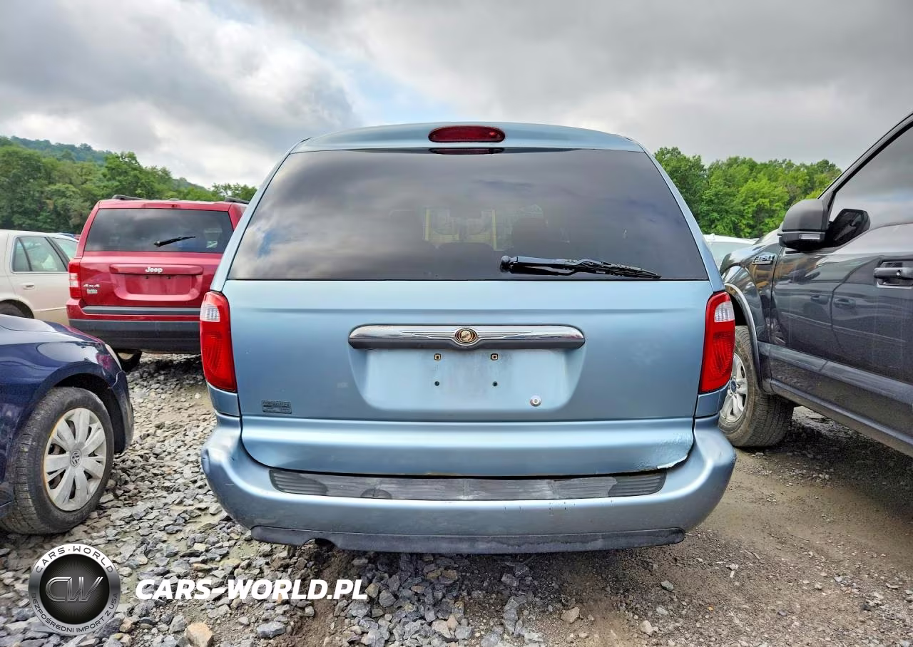 2006 Chrysler Town & Country Lx VIN:1A4GP44R16B568095 - 6