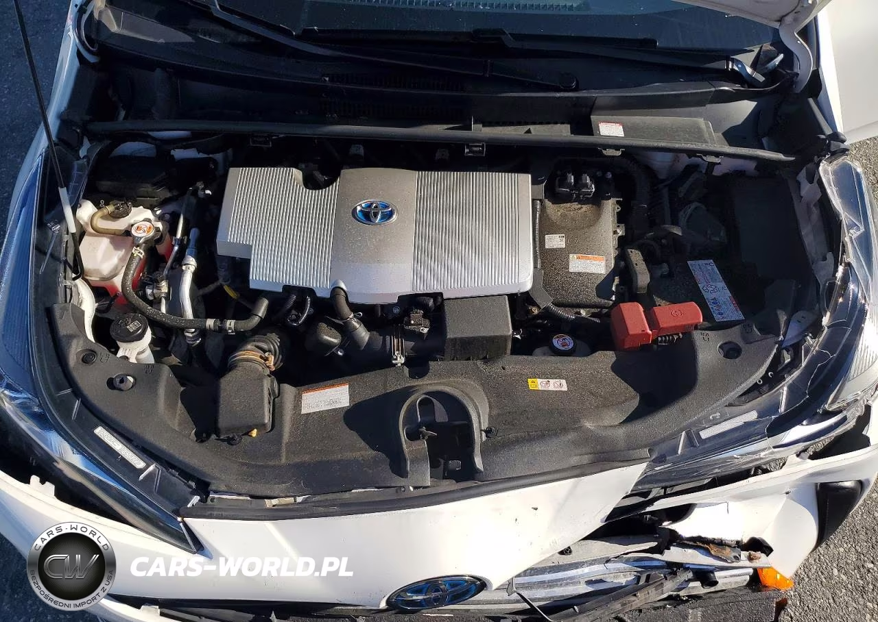 2021 Toyota Prius Le VIN:JTDKAMFU2M3140384 - 11