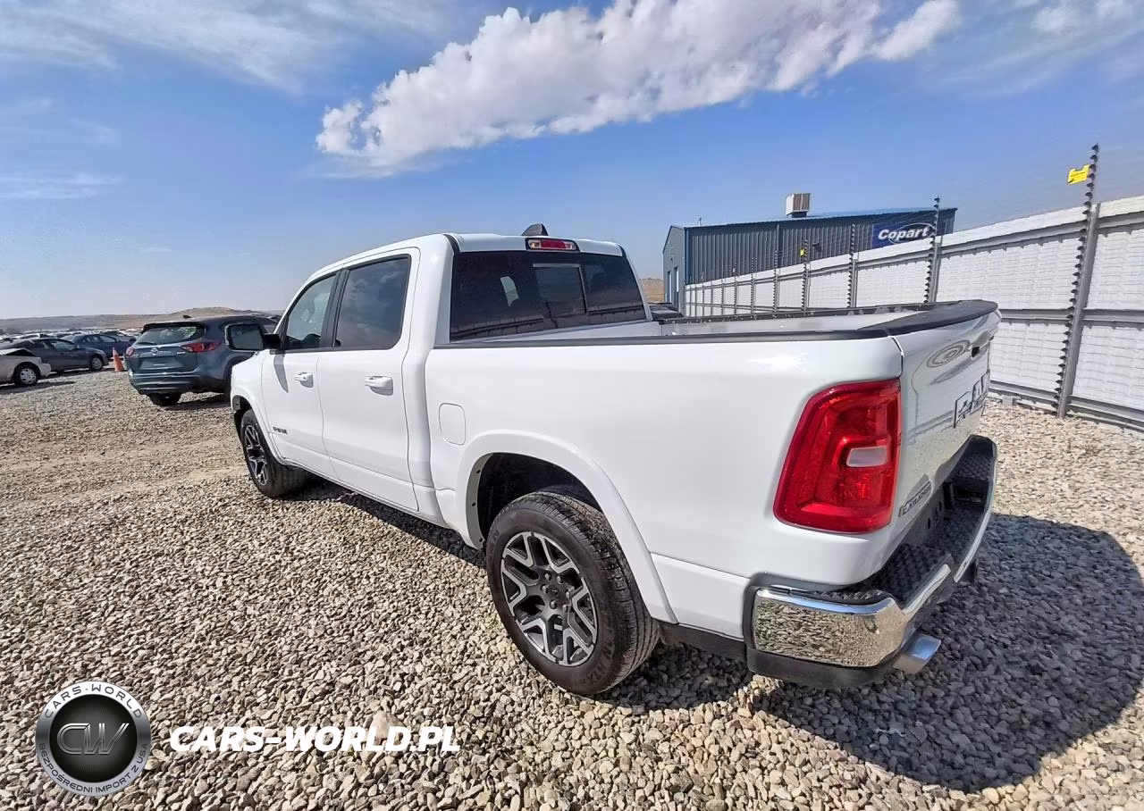 2025 Ram 1500 Laramie VIN:1C6SRFJP1SN603131 - 2