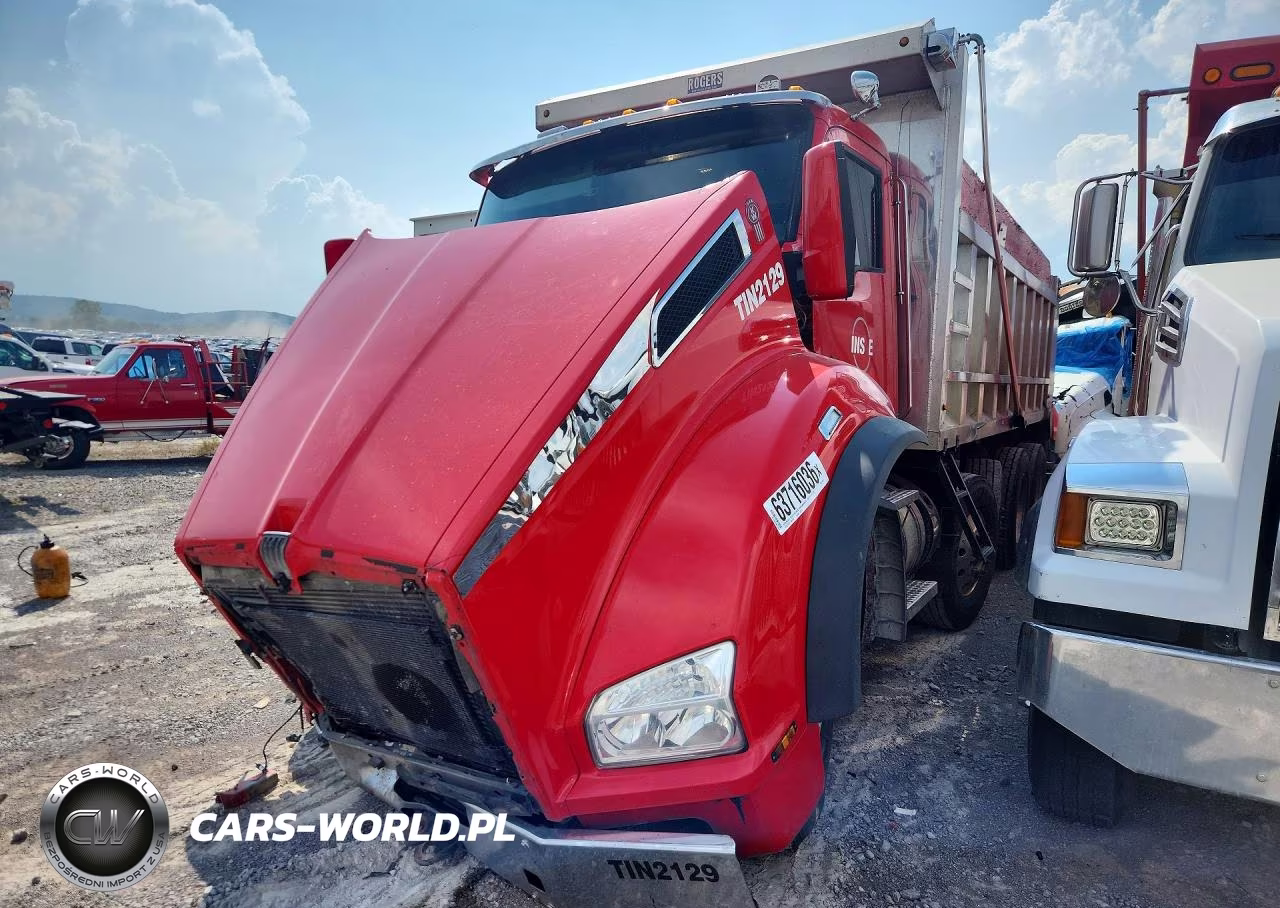 2021 Kenworth T880 Dump Truck
