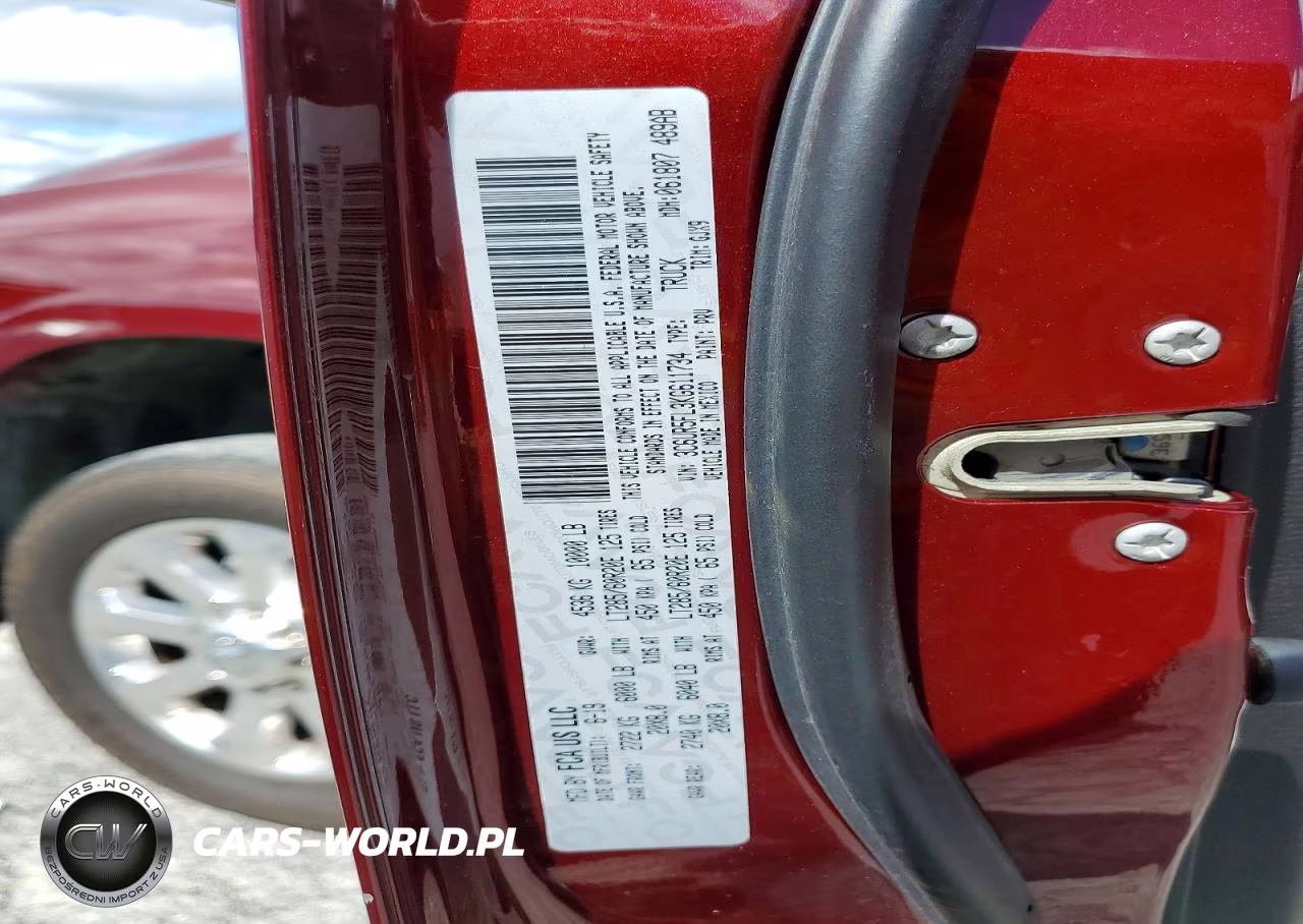 2019 Ram 2500 Laramie VIN:3C6UR5FL3KG611734 - 12