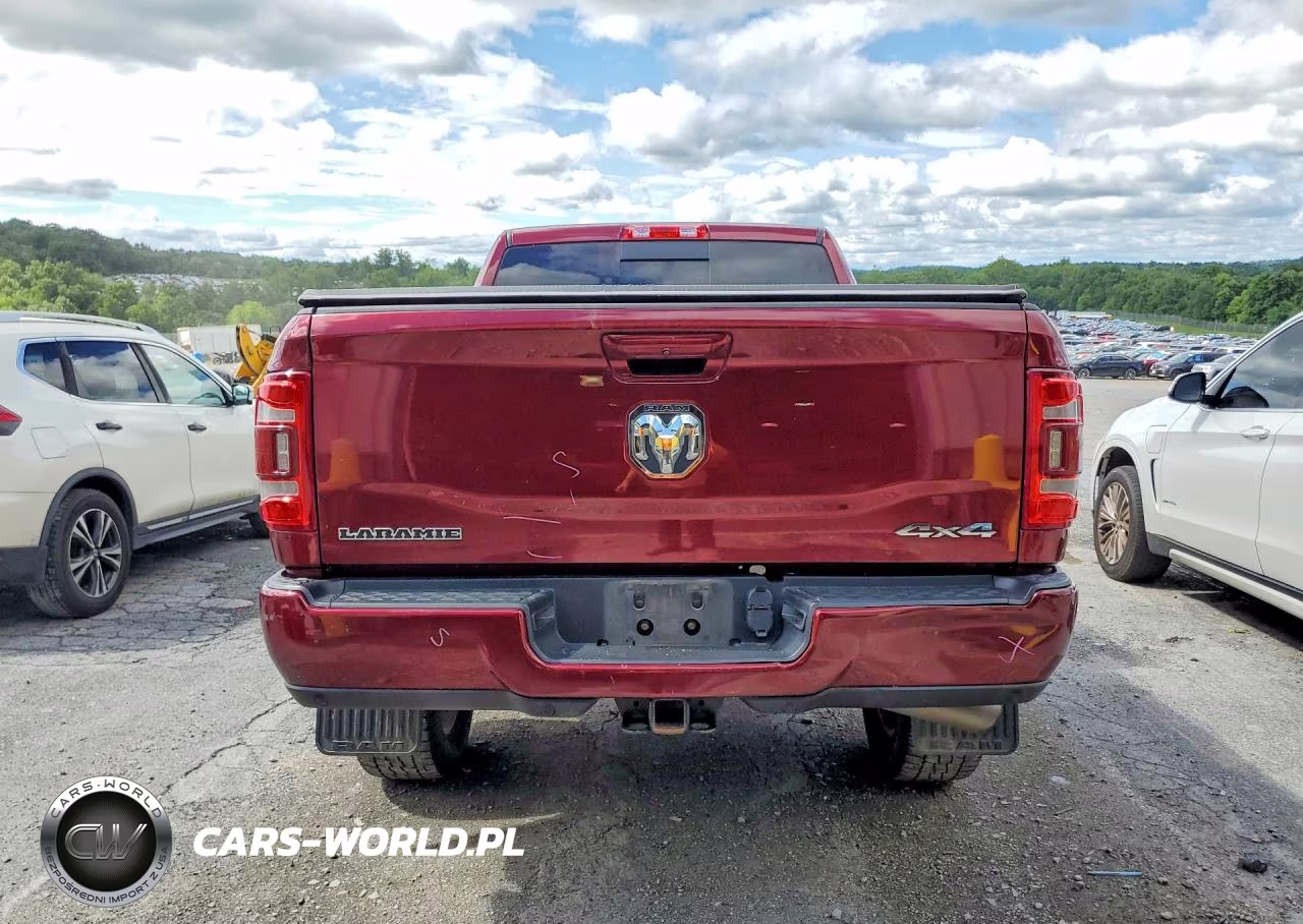 2019 Ram 2500 Laramie VIN:3C6UR5FL3KG611734 - 6