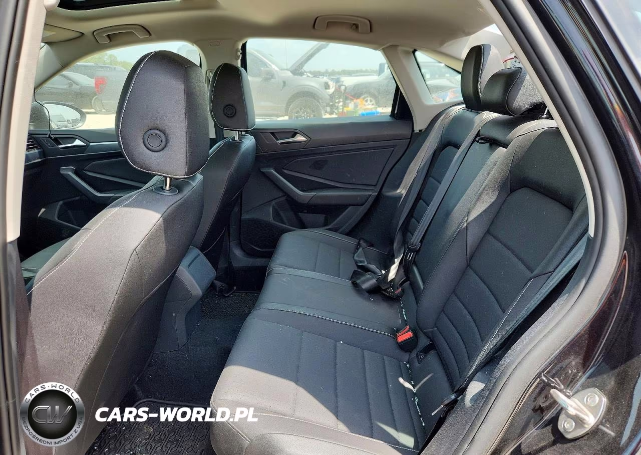 2024 Volkswagen Jetta Se VIN:3VW7M7BU1RM072747 - 10