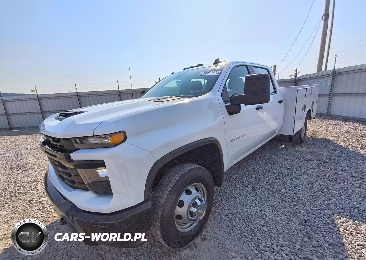 2025 Chevrolet Silverado – zdjęcie 1 z 13
