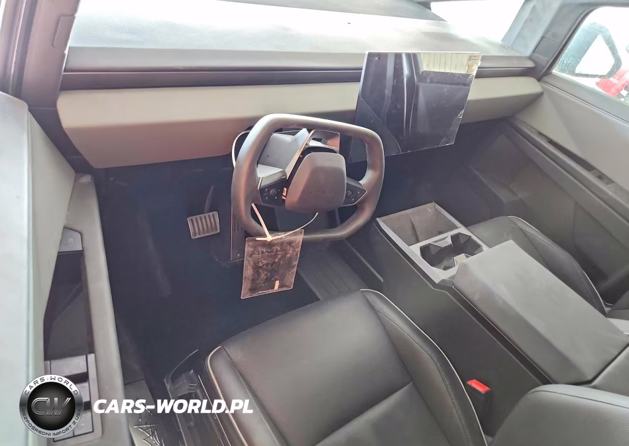 2025 Tesla Cybertruck VIN:7G2CEHED7SA068125 - 8