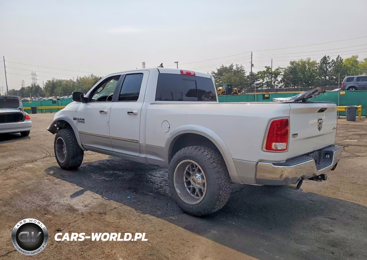 2017 Ram 1500 Laramie VIN:1C6RR7JT6HS634693 - 2