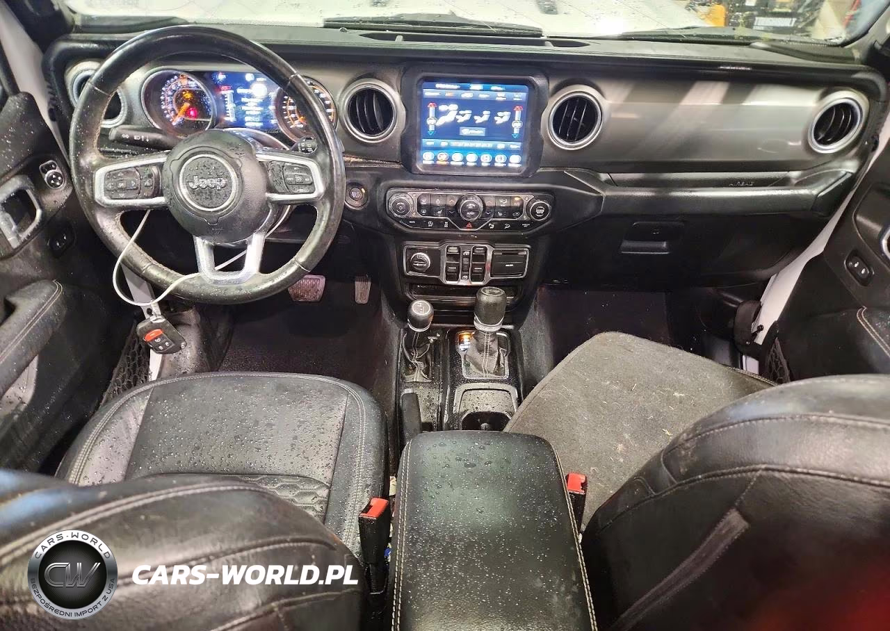 2020 Jeep Wrangler Unlimited Sahara VIN:1C4HJXEG8LW334647 - 8