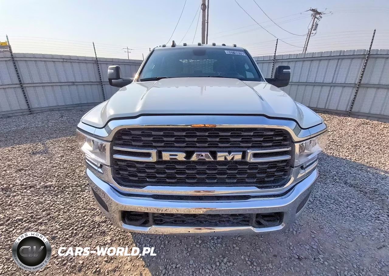 2024 Ram 3500 VIN:3C7WRTCLXRG409173 - 5