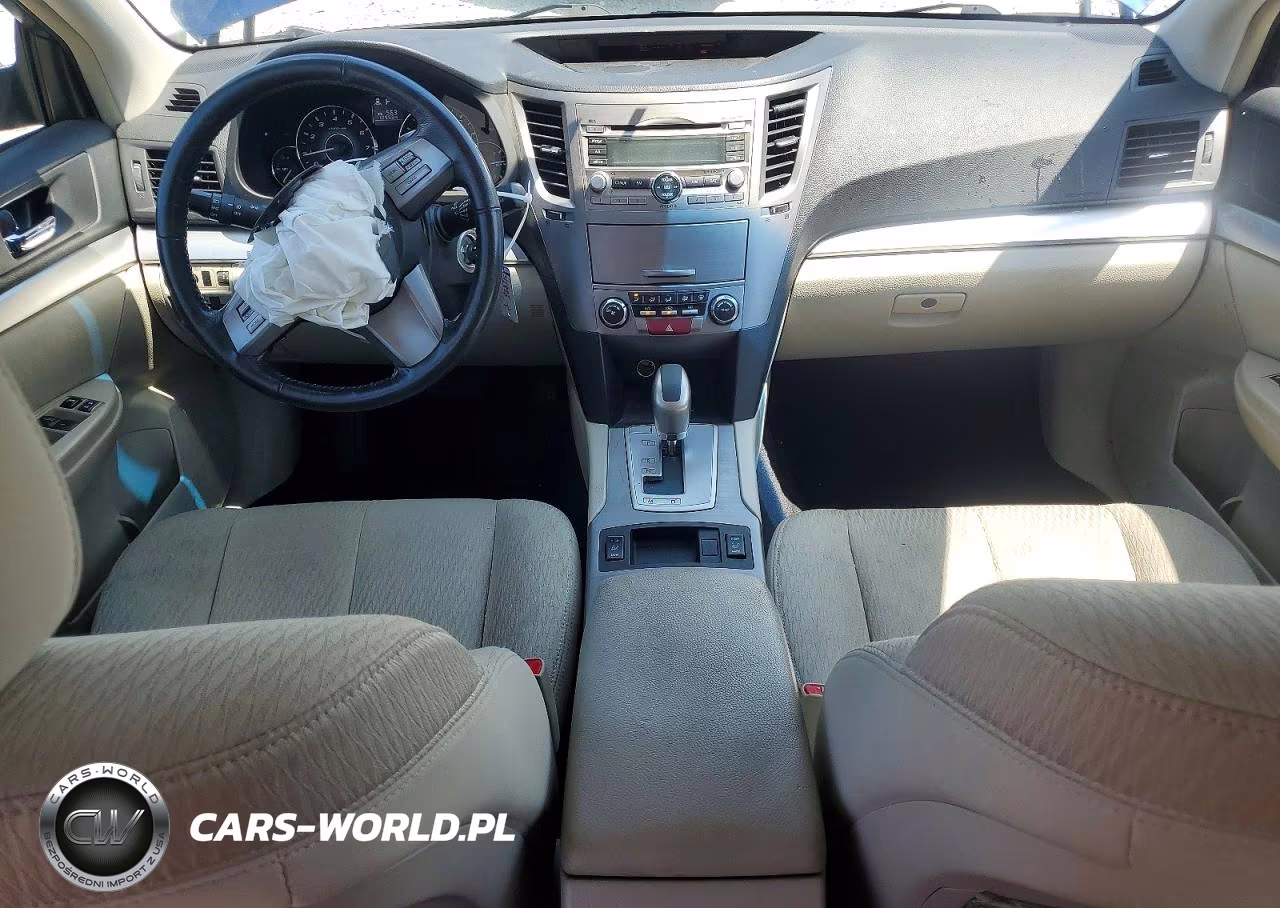 2010 Subaru Outback 2.5I Premium VIN:4S4BRBCC9A3318243 - 8