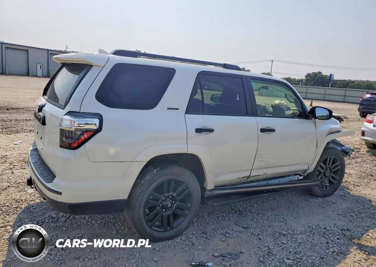 2021 Toyota 4Runner Nightshade Edition VIN:JTEJU5JR8M5950808 - 3