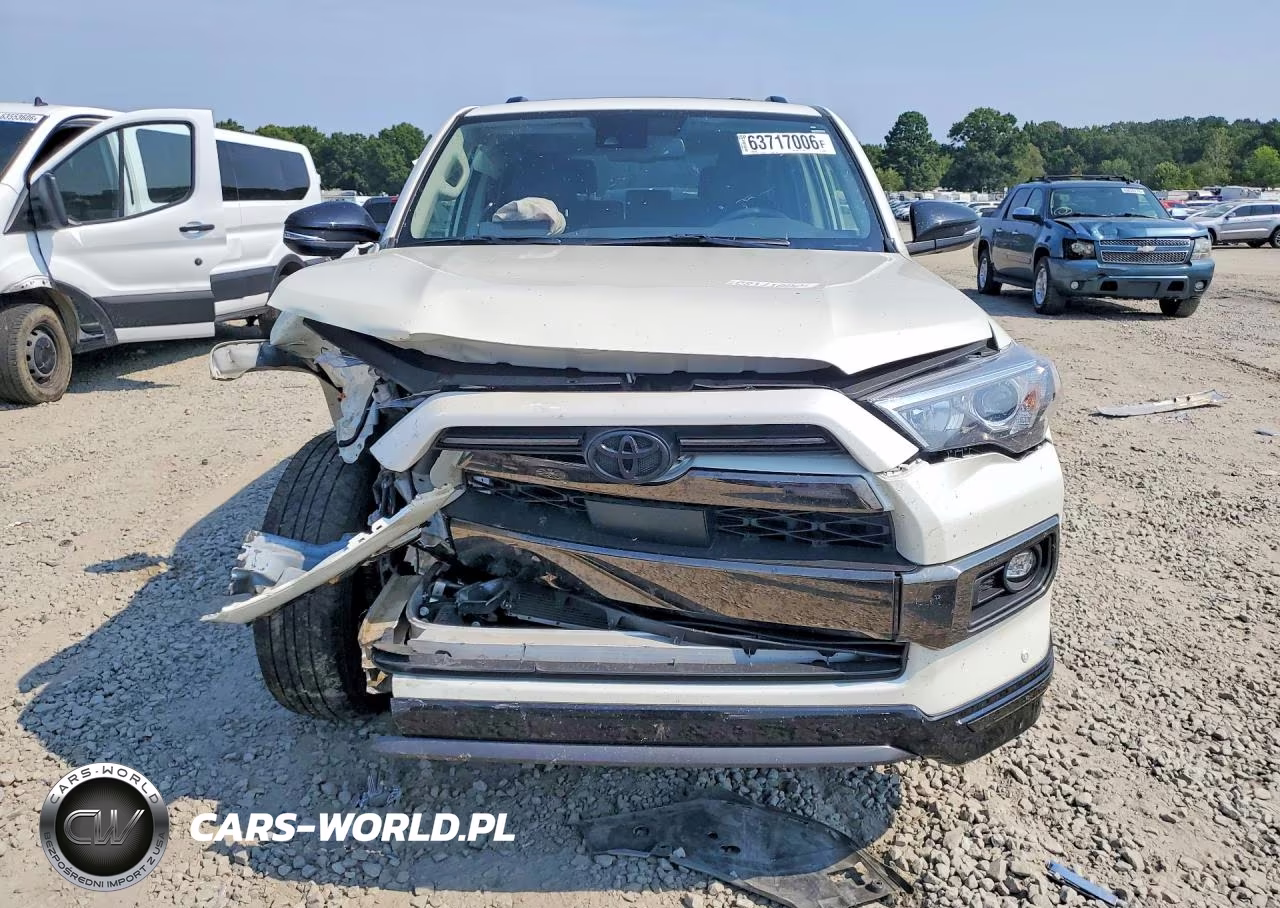 2021 Toyota 4Runner Nightshade Edition VIN:JTEJU5JR8M5950808 - 5