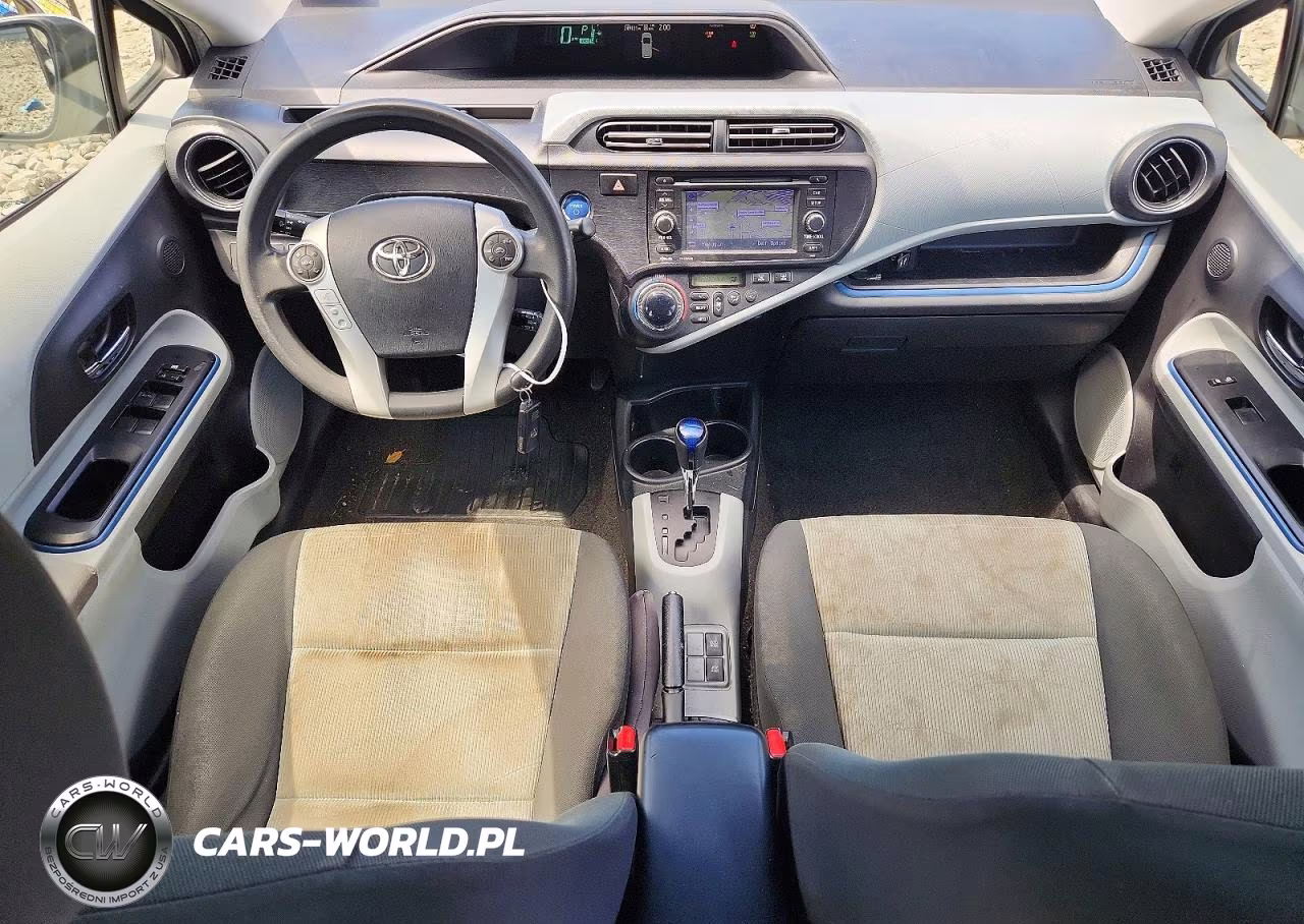 2012 Toyota Prius C Three VIN:JTDKDTB35C1509232 - 8