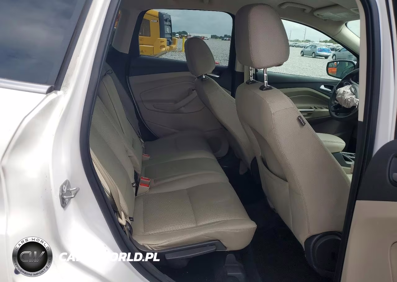 2017 Ford Escape Se VIN:1FMCU9GD4HUC40604 - 10
