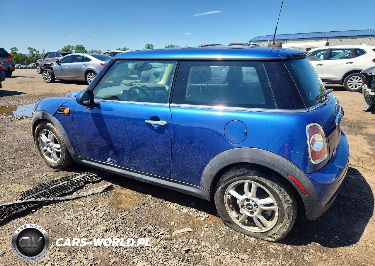 2013 Mini Cooper VIN:WMWSU3C55DT689279 - 2