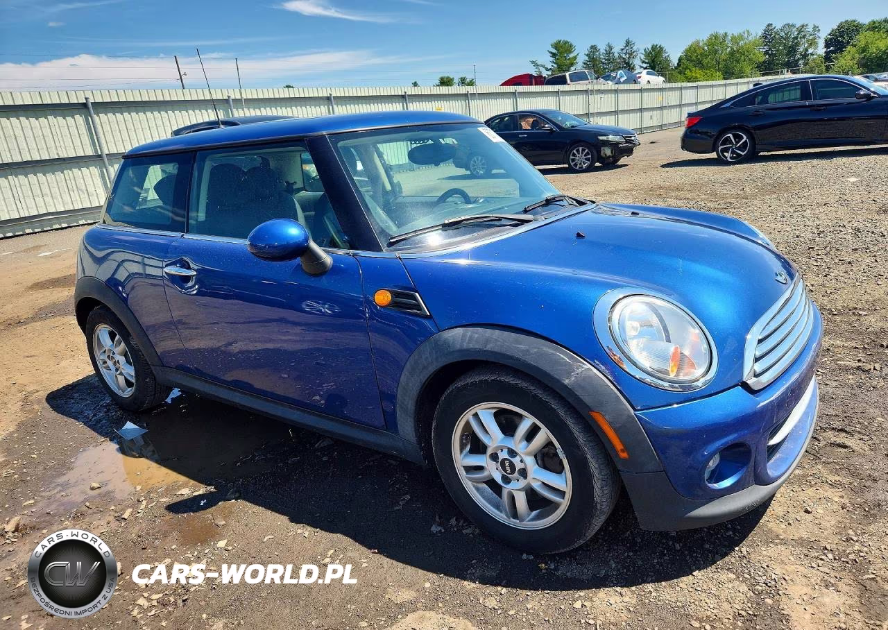 2013 Mini Cooper VIN:WMWSU3C55DT689279 - 4