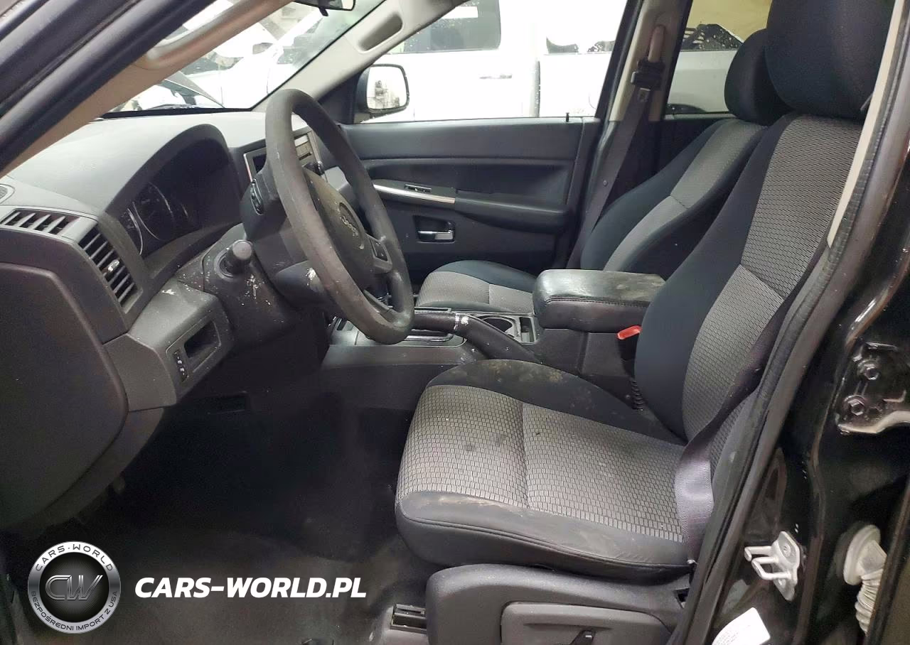 2010 Jeep Grand Cherokee Laredo VIN:1J4PR4GK9AC120733 - 7