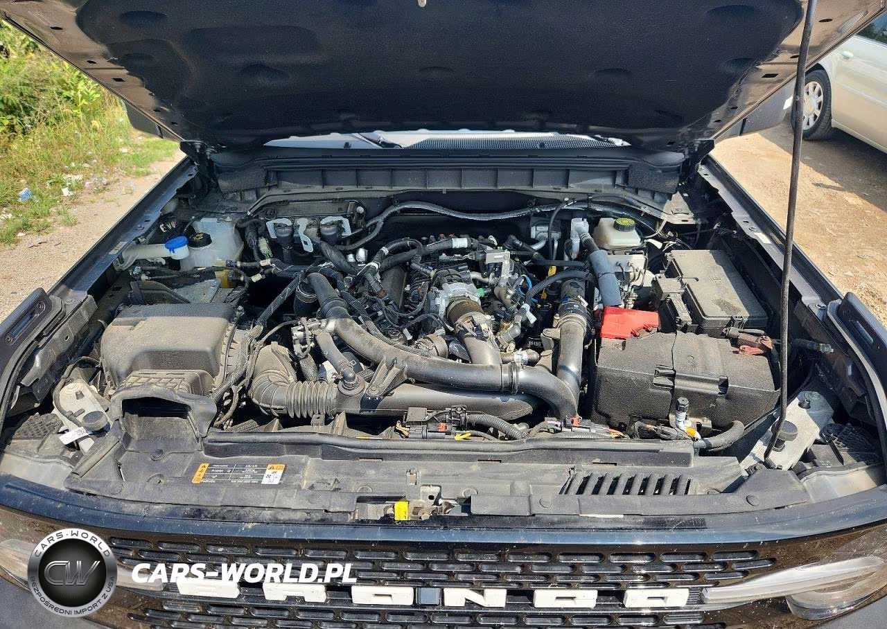 2022 Ford Bronco Base VIN:1FMEE5DP6NLA89246 - 12