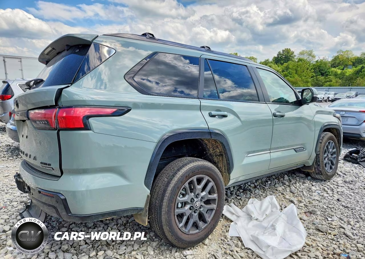 2026 Toyota Sequoia Platinum VIN:7SVAAABA4TX094009 - 3