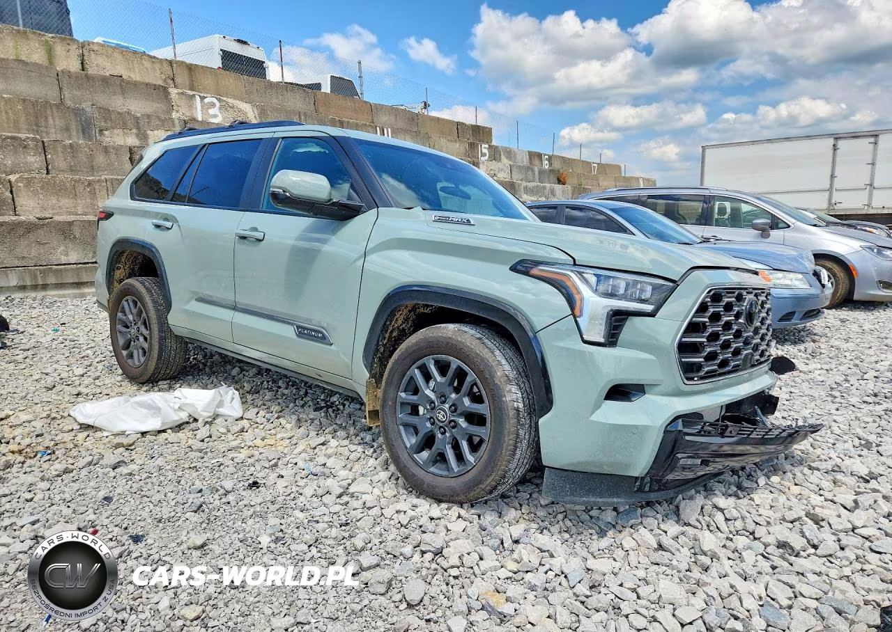 2026 Toyota Sequoia Platinum VIN:7SVAAABA4TX094009 - 4
