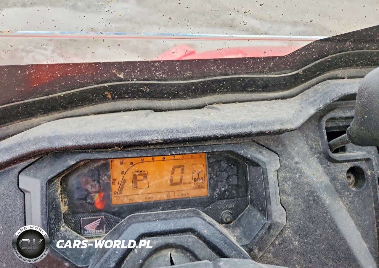 2018 Honda Sxs1000M Utility Vehicle VIN:1HFVE0428J4203544 - 8