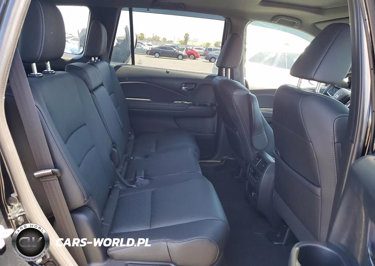 2021 Honda Passport Elite VIN:5FNYF8H01MB003002 - 10