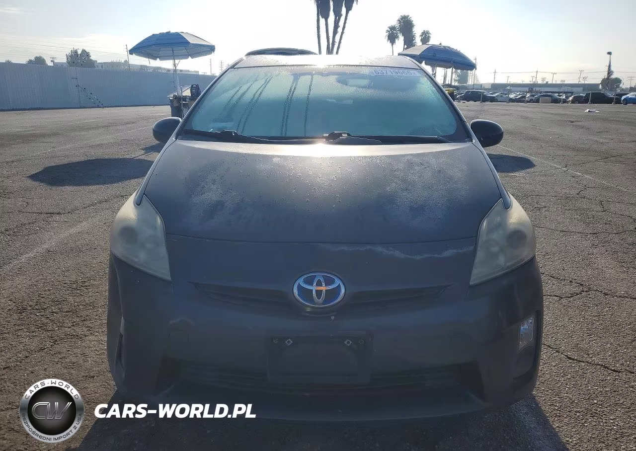 2011 Toyota Prius Four VIN:JTDKN3DU3B1410913 - 5